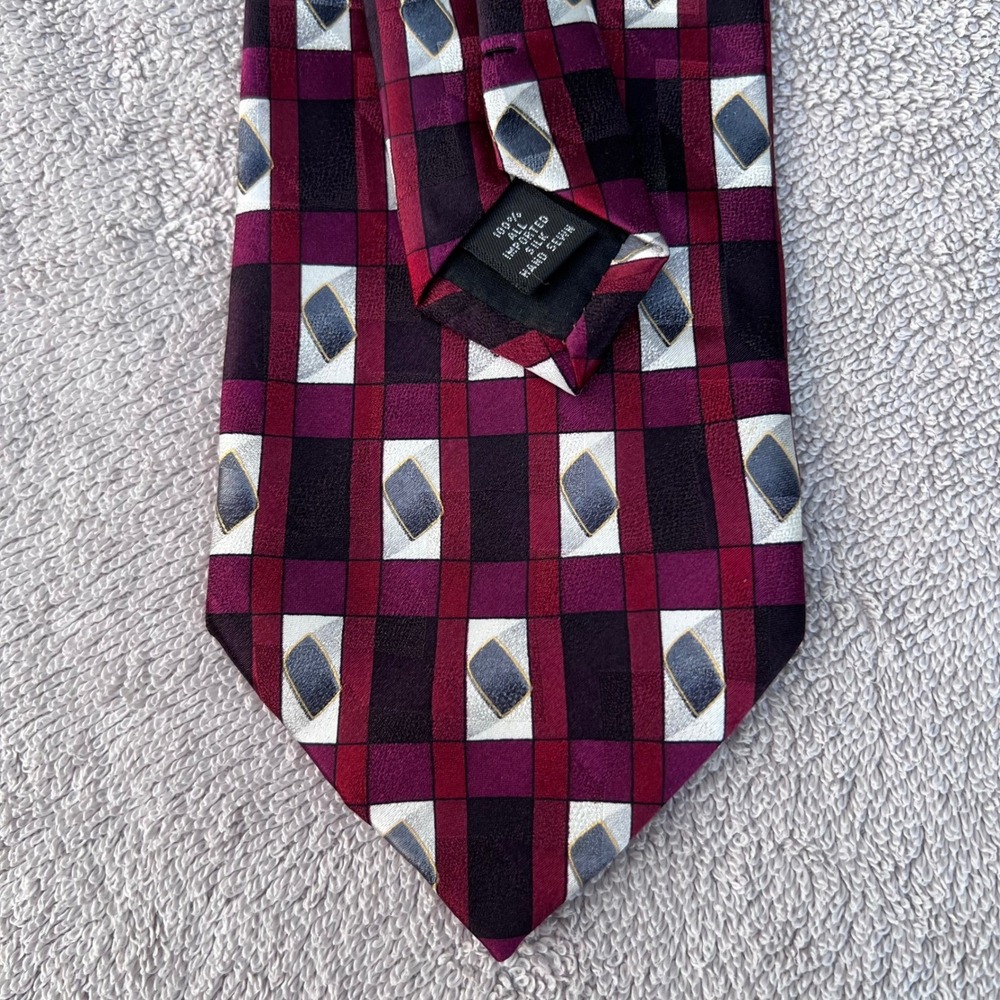 Facets Mens Silk Tie Burgundy Black Geometric Diamond Pattern Hand Sewn